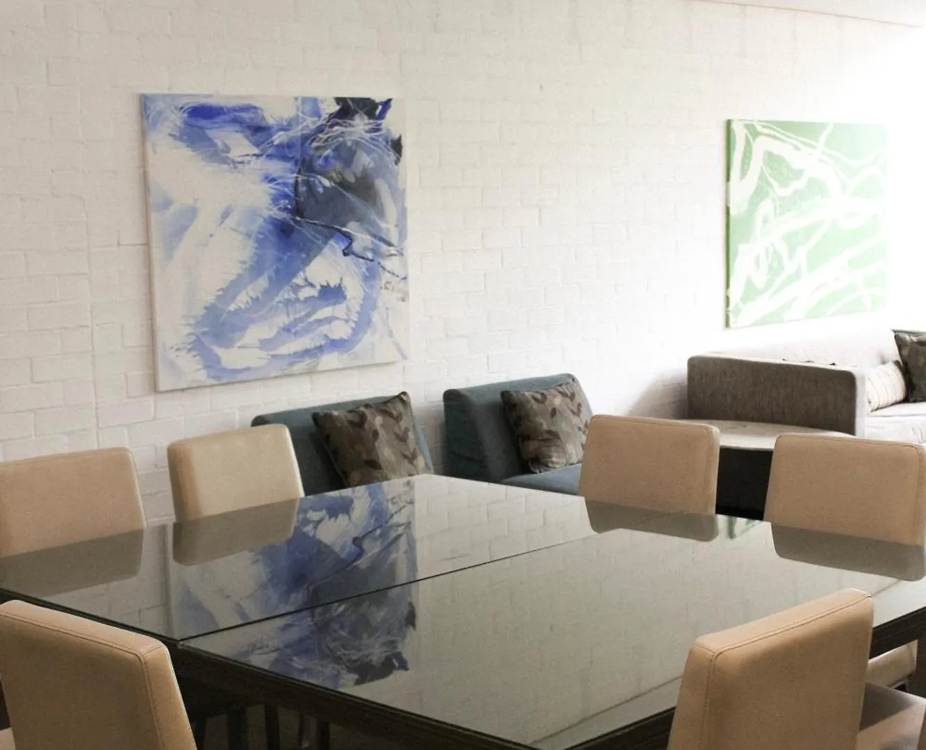 Apartment Big Modern Loft Apt - Central - 7 Beds, 9 Guests - Workers, Families, Groups, Teams Narrabundah